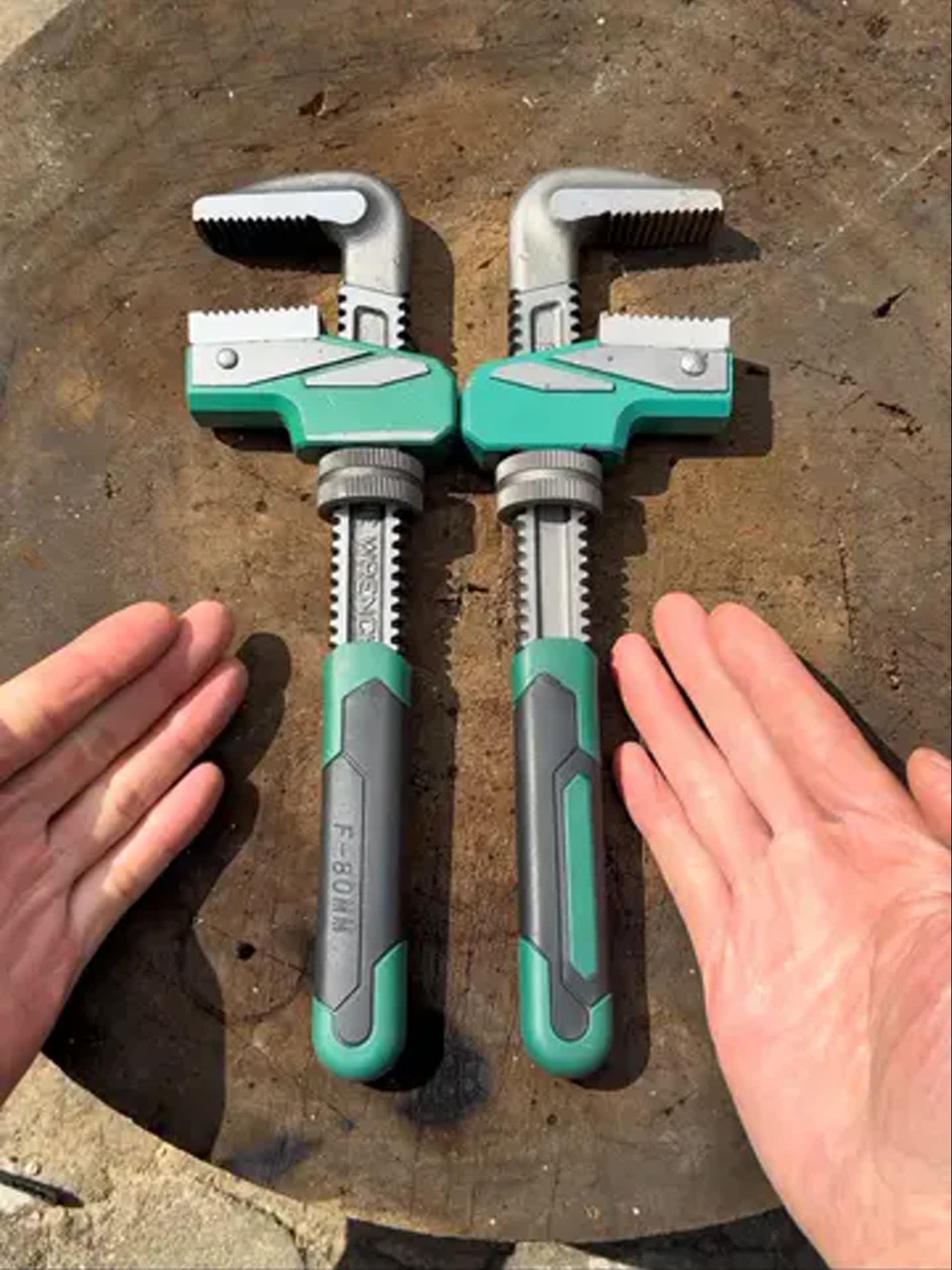 新發(fā)明管鉗 高性能助力維修，五金工具實(shí)用首選